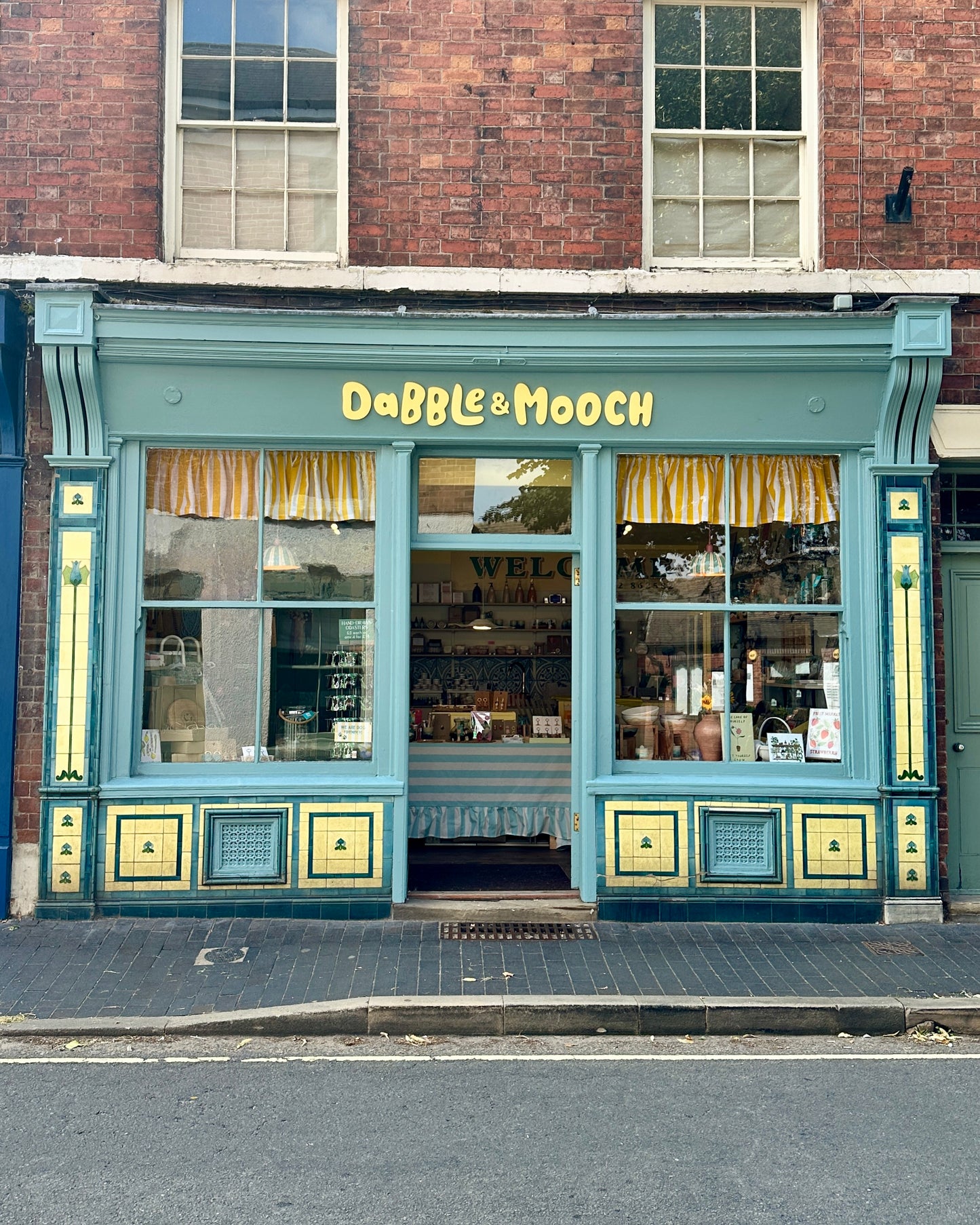 Mother's Day Pressed Flower Frame | March 15th | 12pm-1.30pm