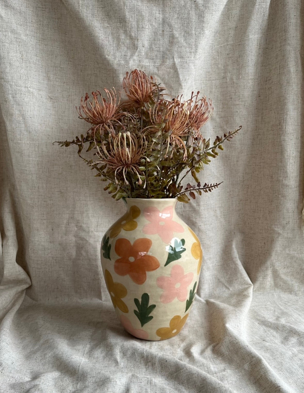 June 4th 7-9pm - Pottery Workshop - Make a curvy vase