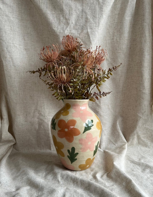 June 4th 7-9pm - Pottery Workshop - Make a curvy vase